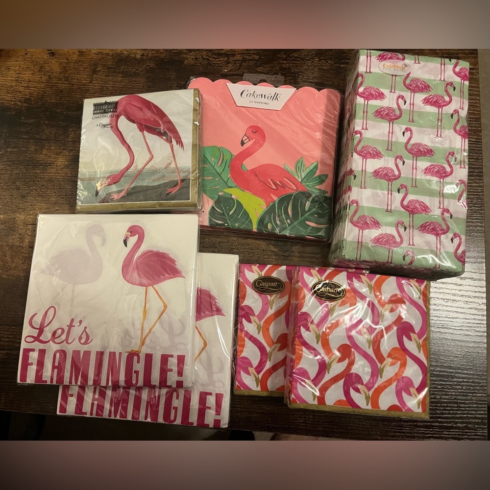 Assorted Sizes Flamingo Paper Napkins in a Variety of Sizes. Brand New.